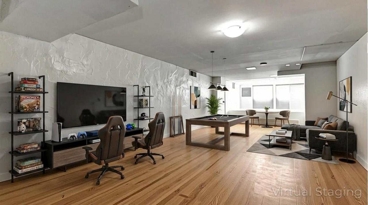 CURTIS BLK 19 EAST DAYTON - Residential