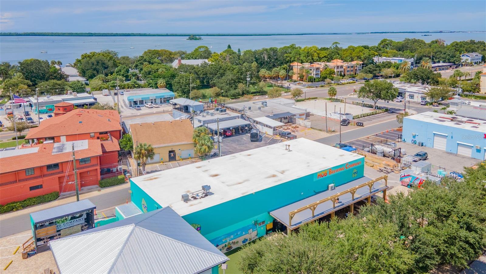 BAYWOOD SHORES - Residential