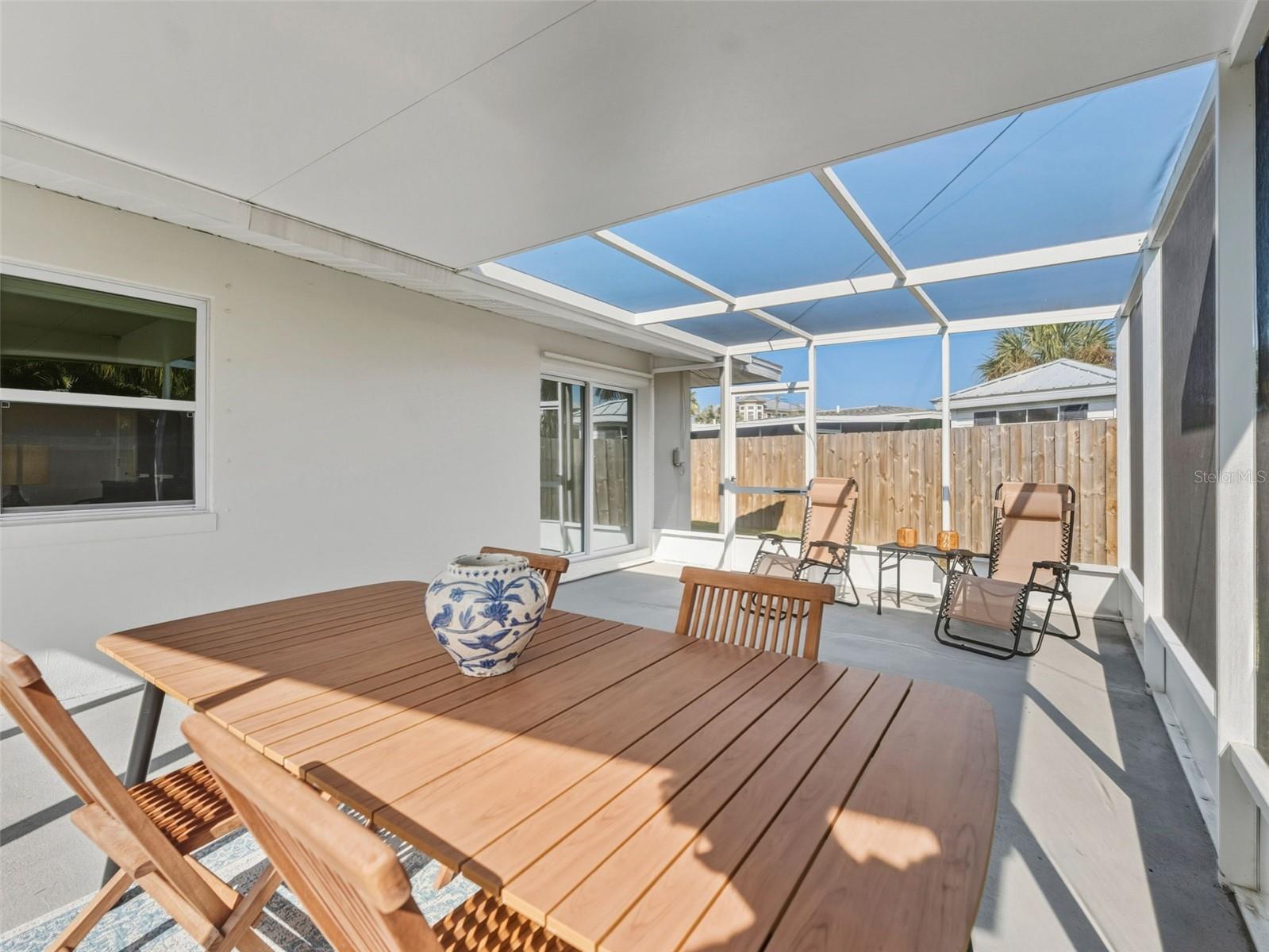 BAYWOOD SHORES - Residential