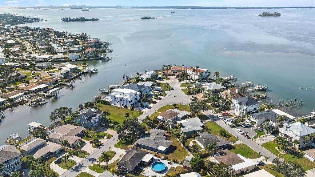 Photo of 520 Baywood Drive S, Dunedin, FL 34698 (MLS # TB8451649)