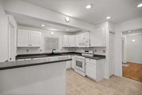 Tiny photo for 46 Magnolia Avenue, Yankeetown, FL 34498 (MLS # O6406507)