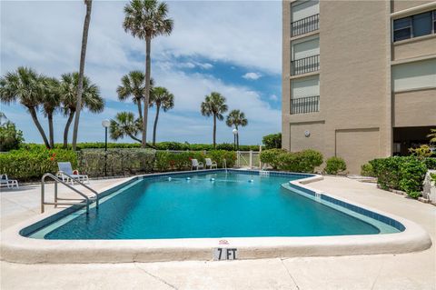 A home in LONGBOAT KEY