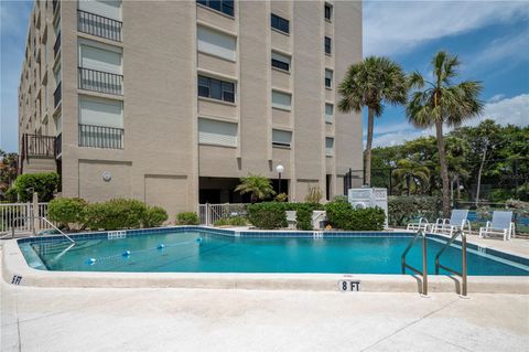 A home in LONGBOAT KEY