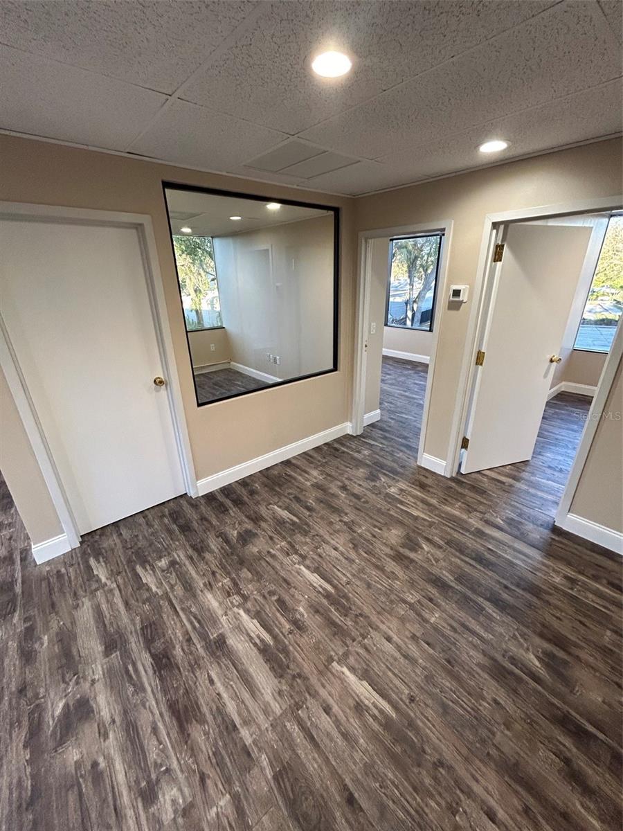 ONE CARROLLWOOD PLACE A CONDOM - Commercial Lease