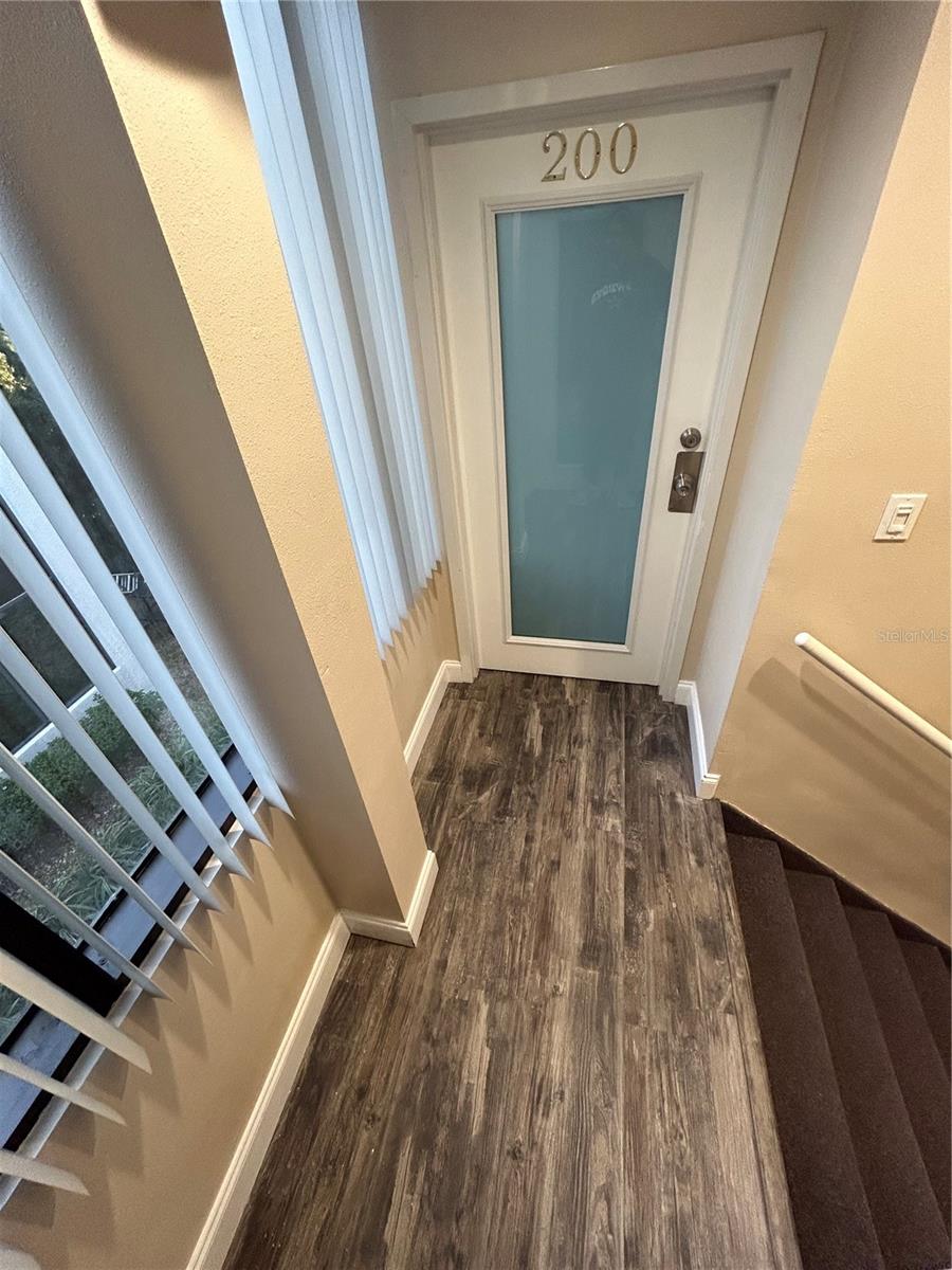 ONE CARROLLWOOD PLACE A CONDOM - Commercial Lease