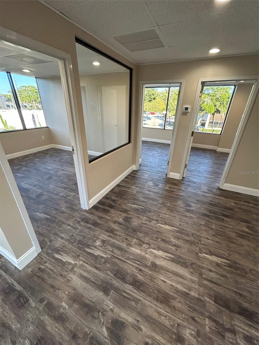 ONE CARROLLWOOD PLACE A CONDOM - Commercial Lease