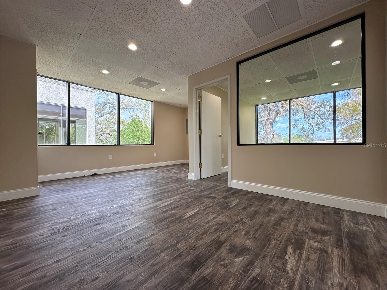 ONE CARROLLWOOD PLACE A CONDOM - Commercial Lease
