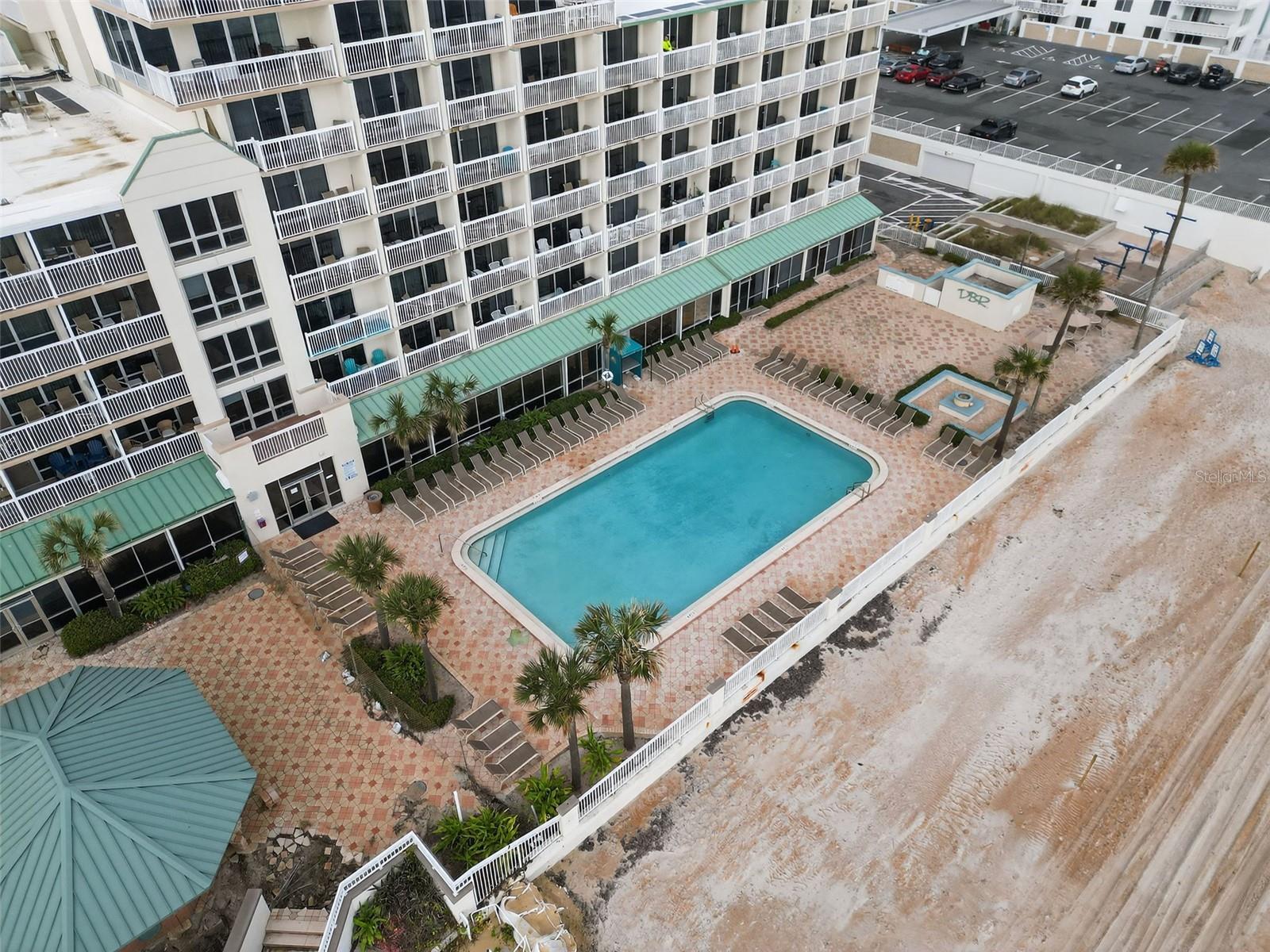 DAYTONA BEACH RESORT & CONF CENTER - Residential