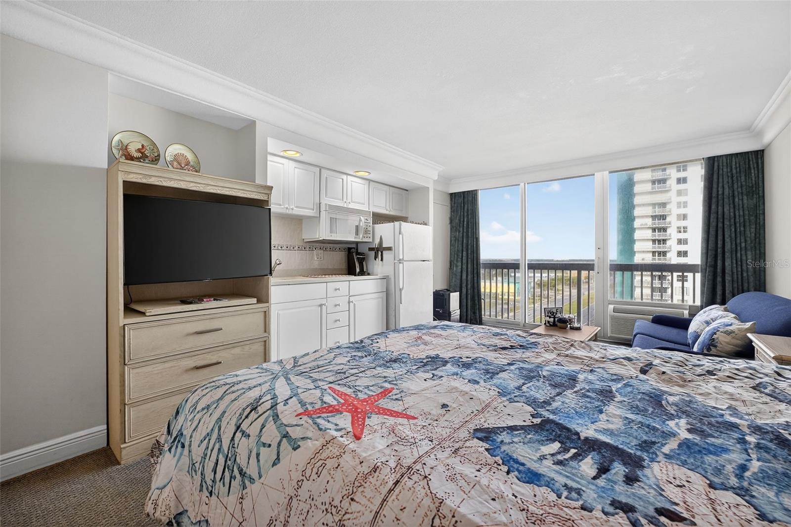 DAYTONA BEACH RESORT & CONF CENTER - Residential