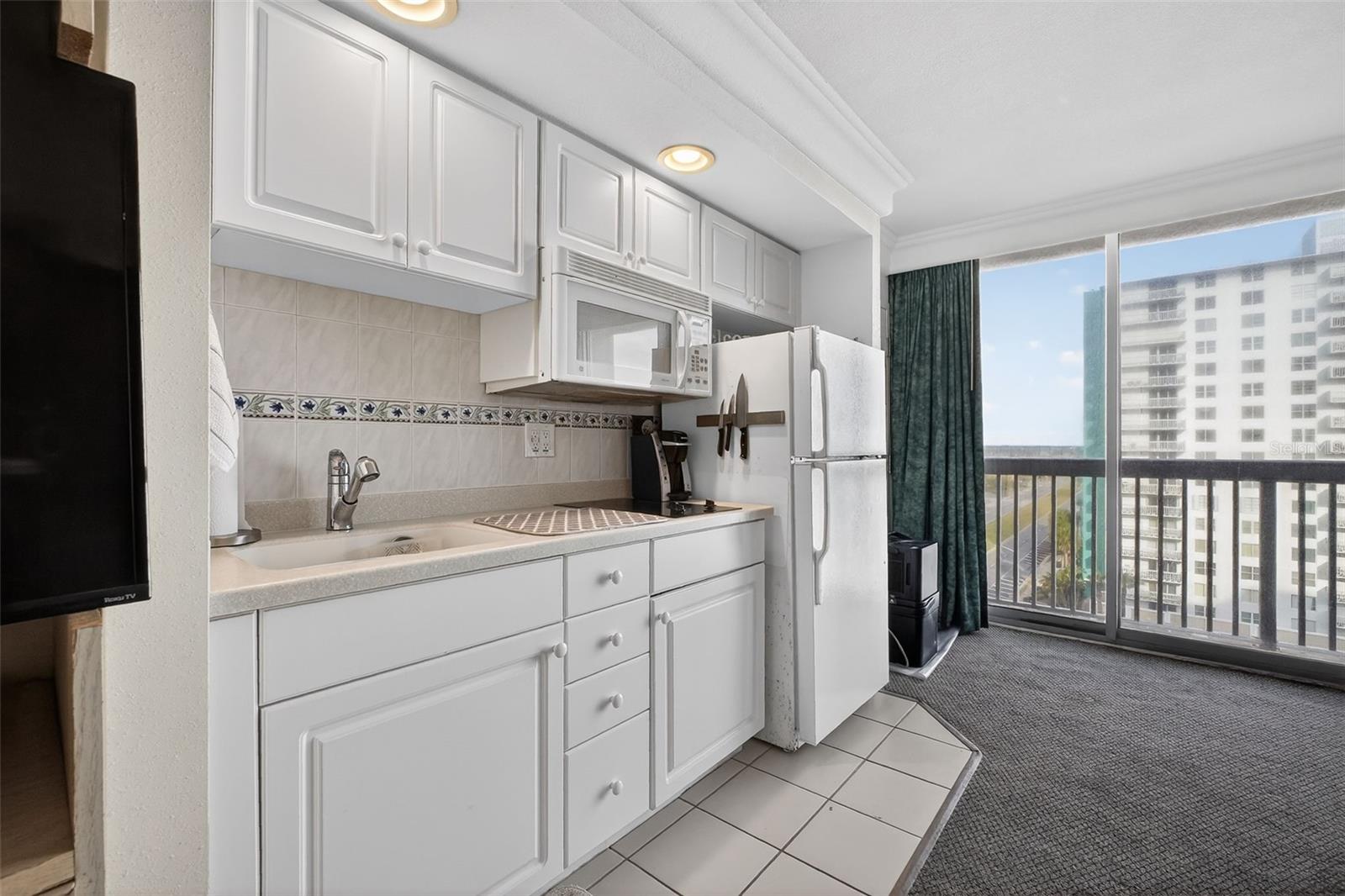 DAYTONA BEACH RESORT & CONF CENTER - Residential