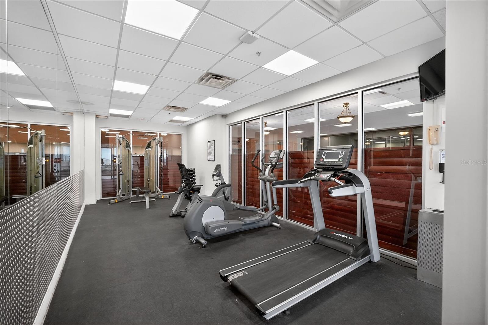 DAYTONA BEACH RESORT & CONF CENTER - Residential