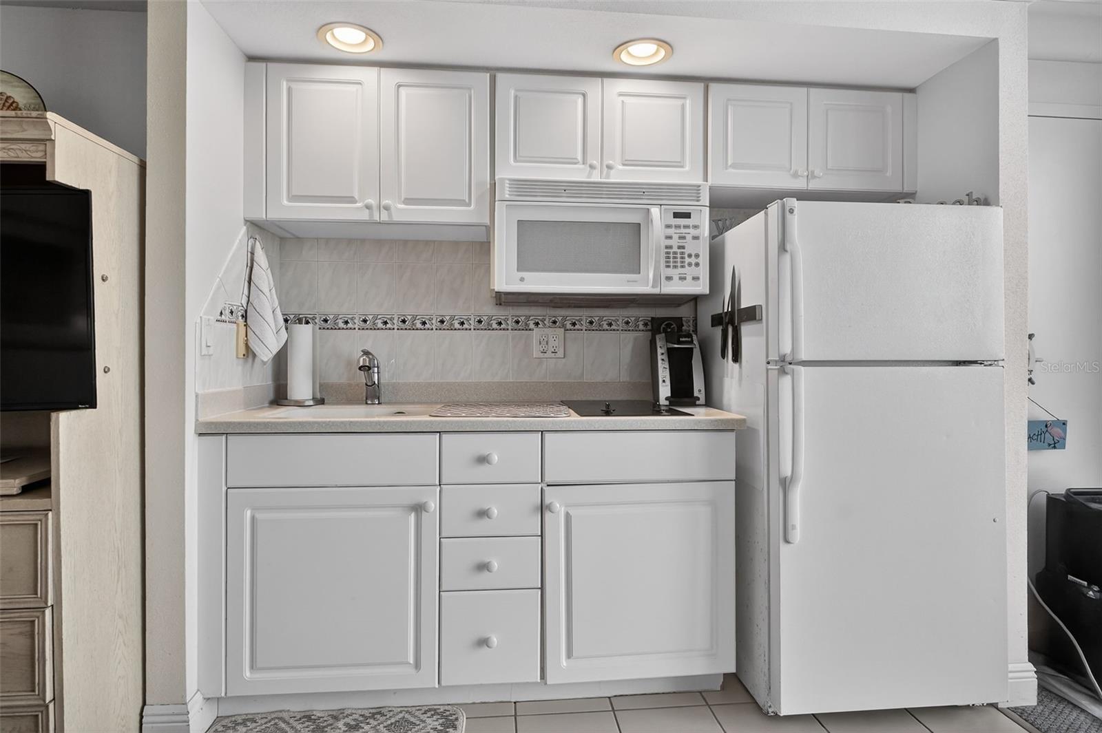 DAYTONA BEACH RESORT & CONF CENTER - Residential