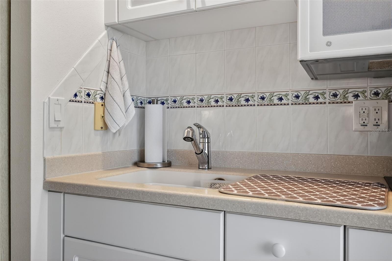 DAYTONA BEACH RESORT & CONF CENTER - Residential