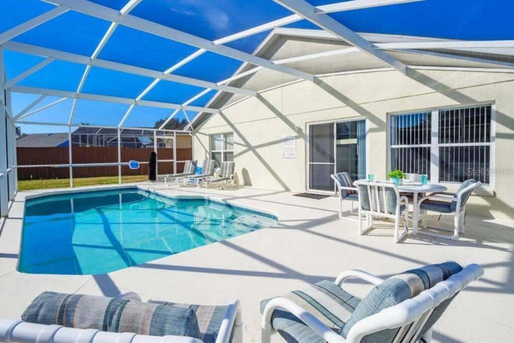 Photo of 160 Bloomingdale Drive, Davenport, FL 33897 (MLS # S5155219)