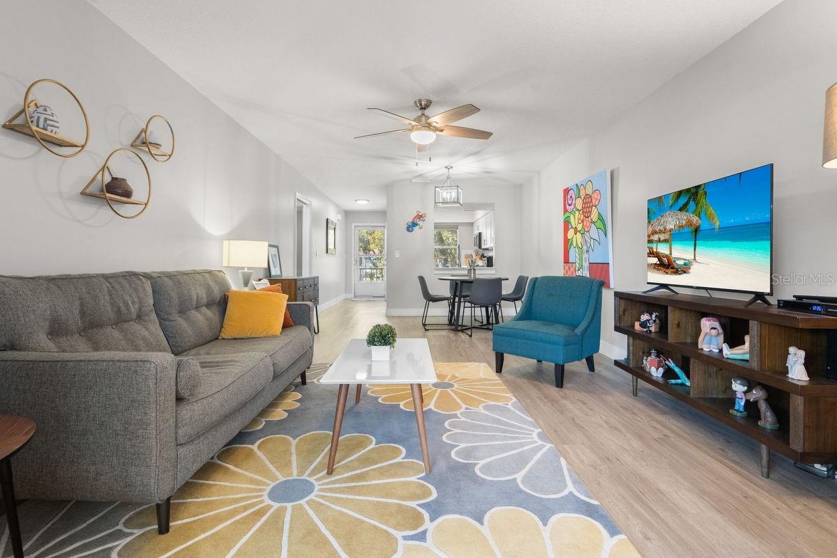 DOUGLAS ARMS - Residential