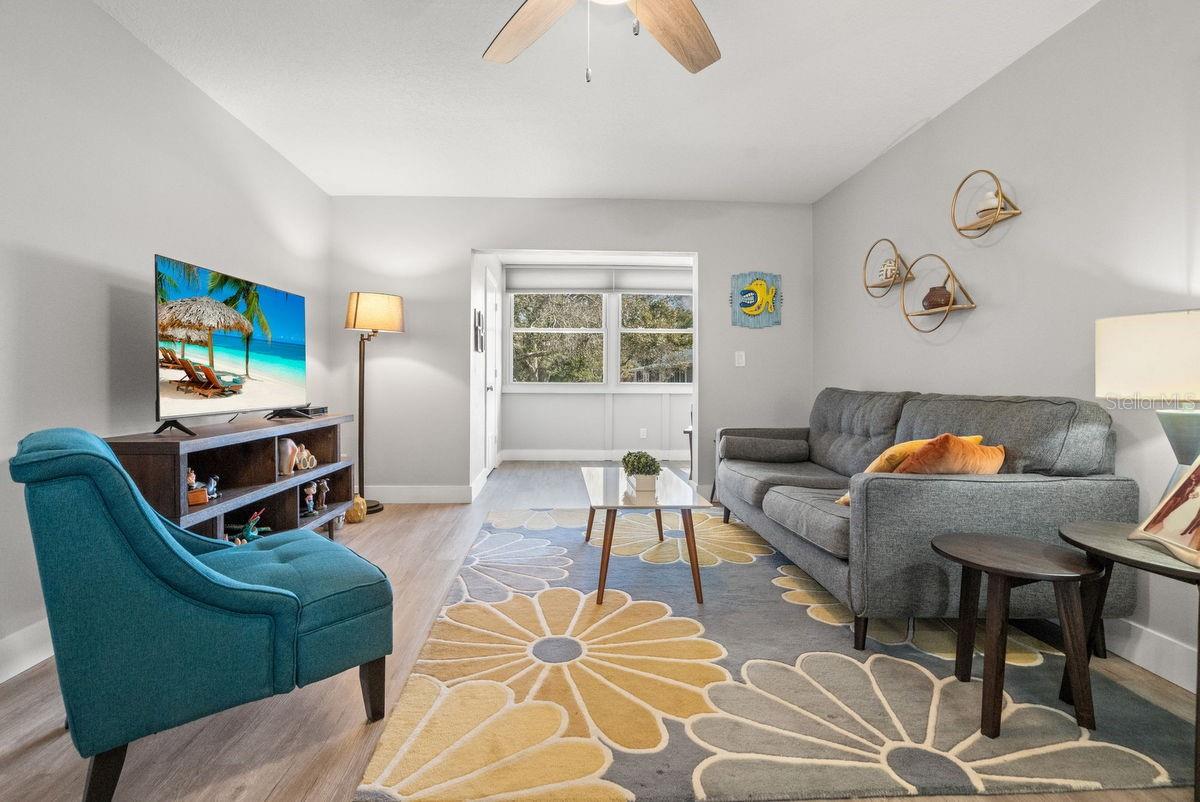 DOUGLAS ARMS - Residential