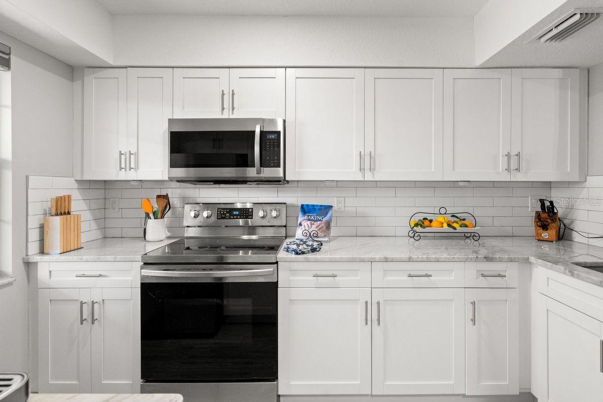 DOUGLAS ARMS - Residential