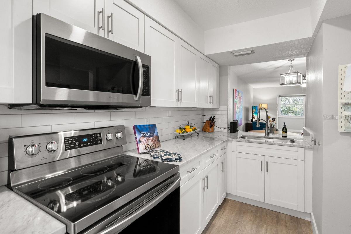 DOUGLAS ARMS - Residential