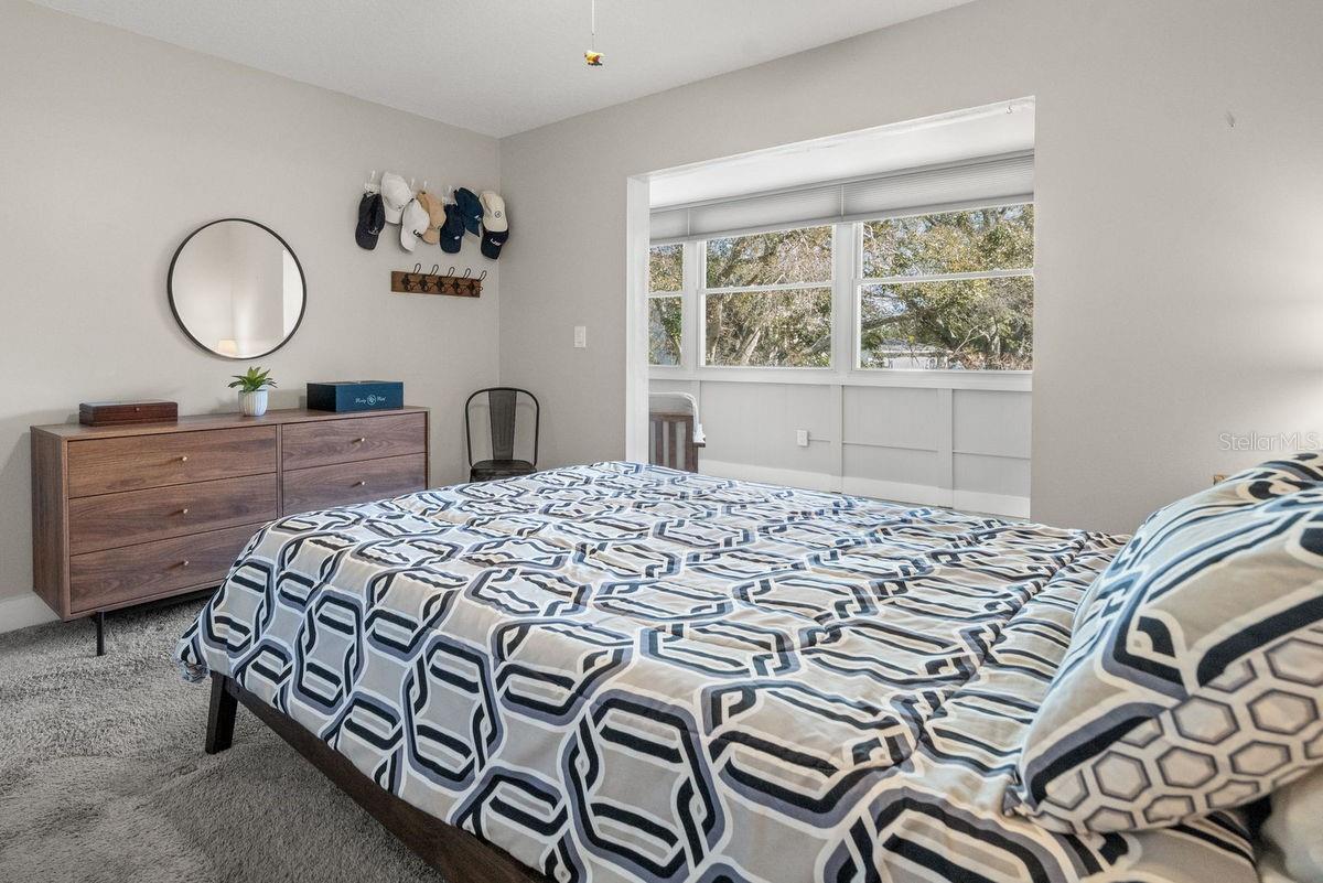 DOUGLAS ARMS - Residential