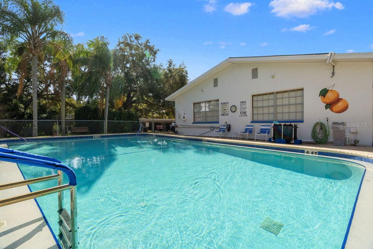 DOUGLAS ARMS - Residential