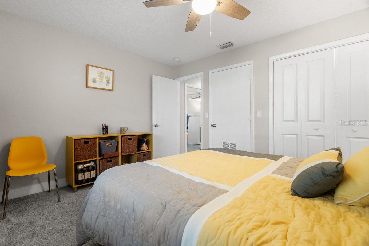 DOUGLAS ARMS - Residential