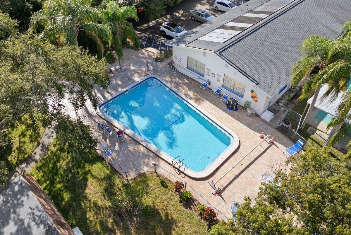 DOUGLAS ARMS - Residential