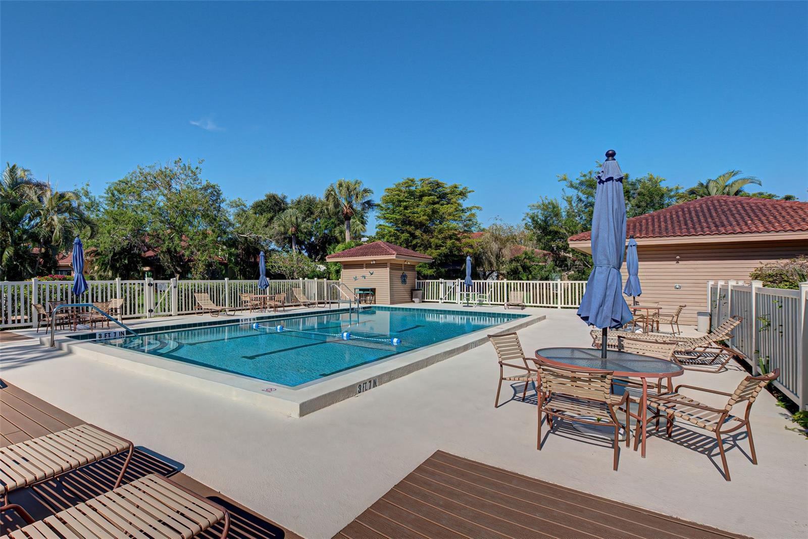 LANDINGS CARRIAGEHOUSE I - Residential Lease