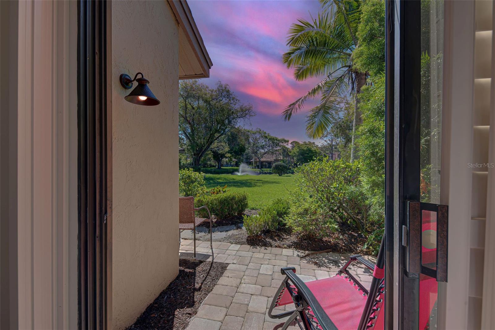 LANDINGS CARRIAGEHOUSE I - Residential Lease