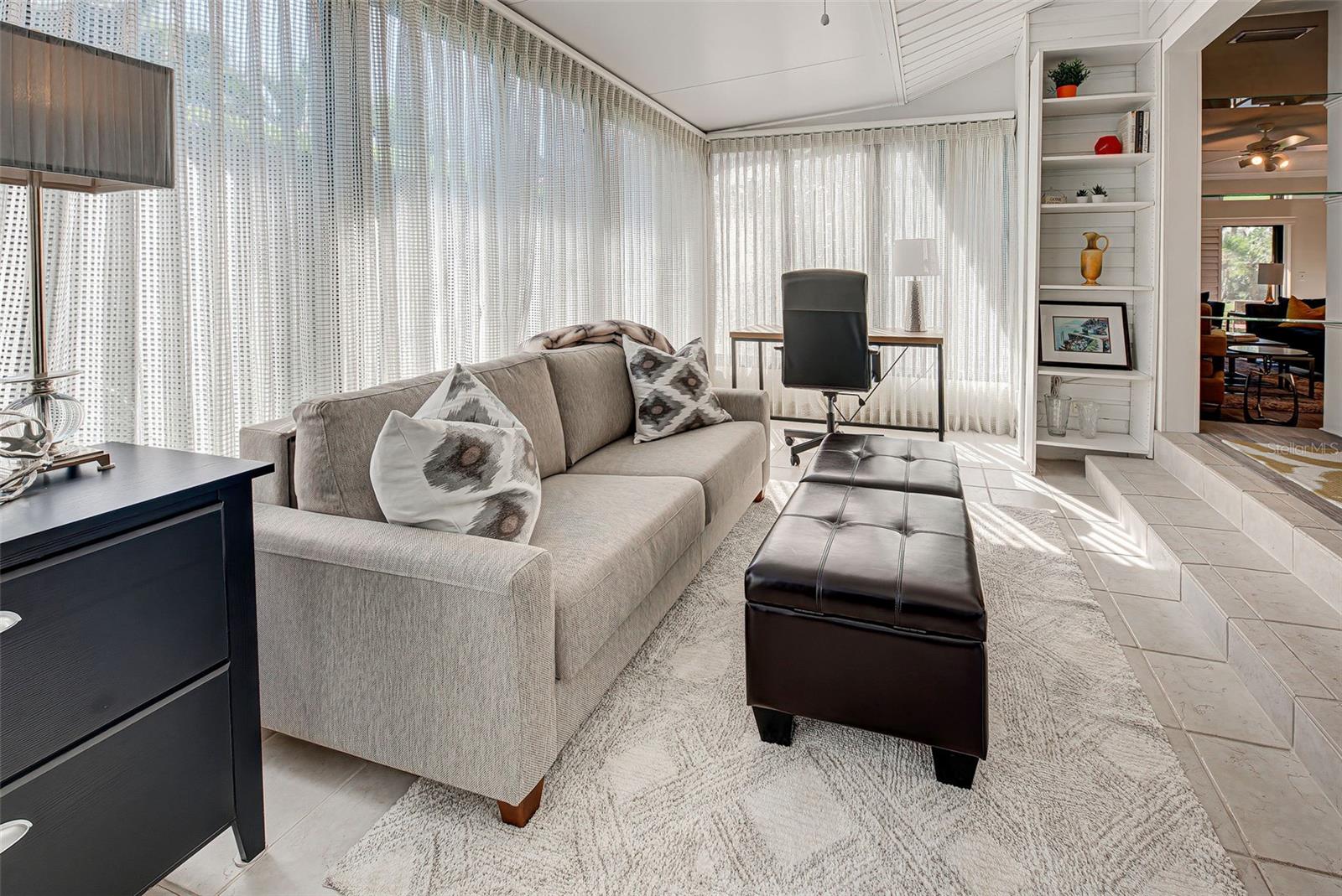 LANDINGS CARRIAGEHOUSE I - Residential Lease