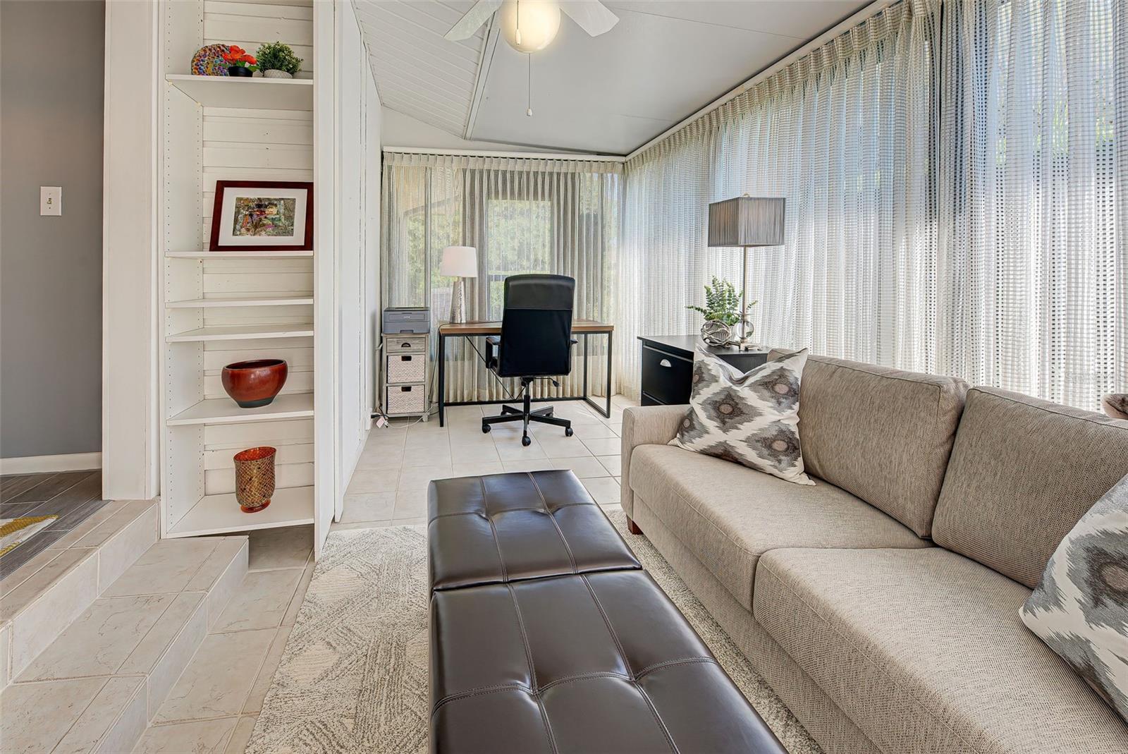 LANDINGS CARRIAGEHOUSE I - Residential Lease