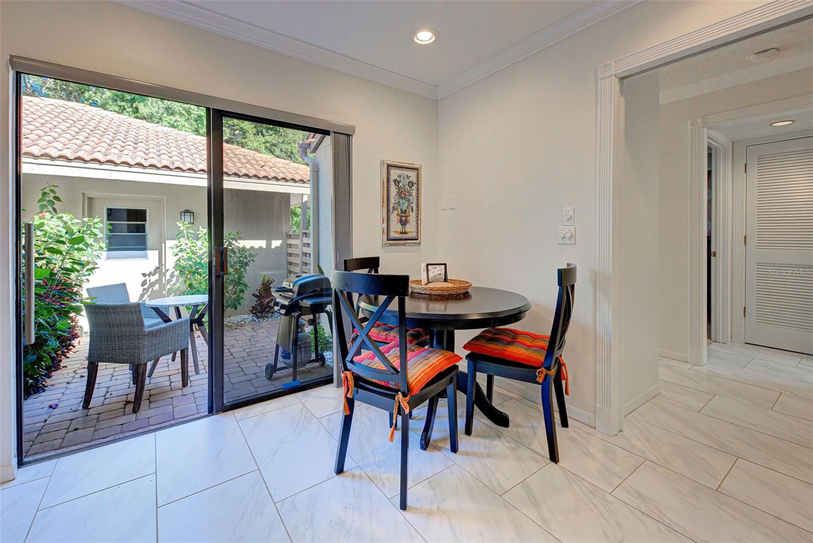 LANDINGS CARRIAGEHOUSE I - Residential Lease