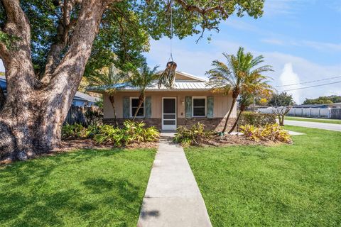 Photo of 3857 Martin Street, Orlando, FL 32806 (MLS # OM719499)