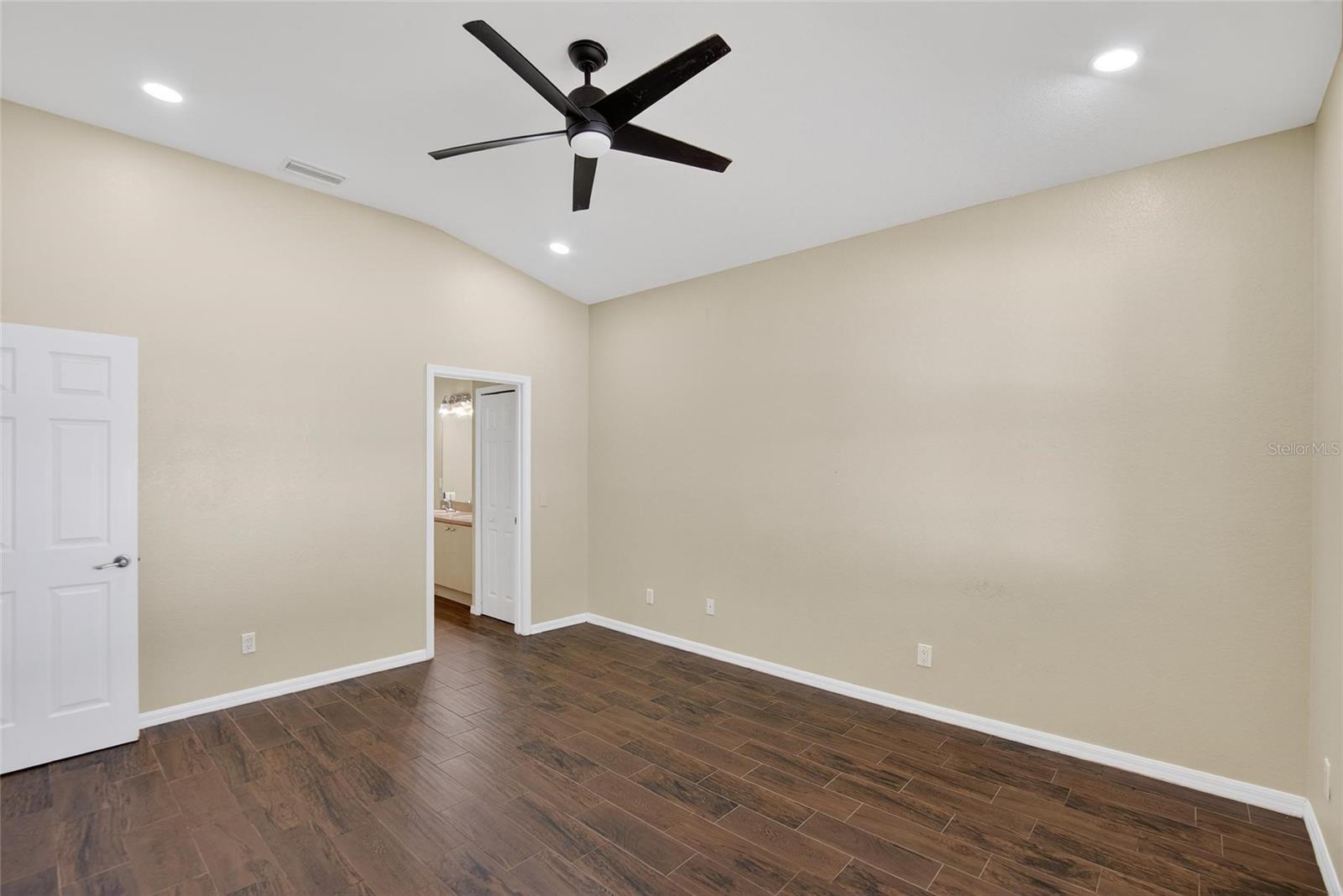 RIVERCREST PH 1B1 - Residential