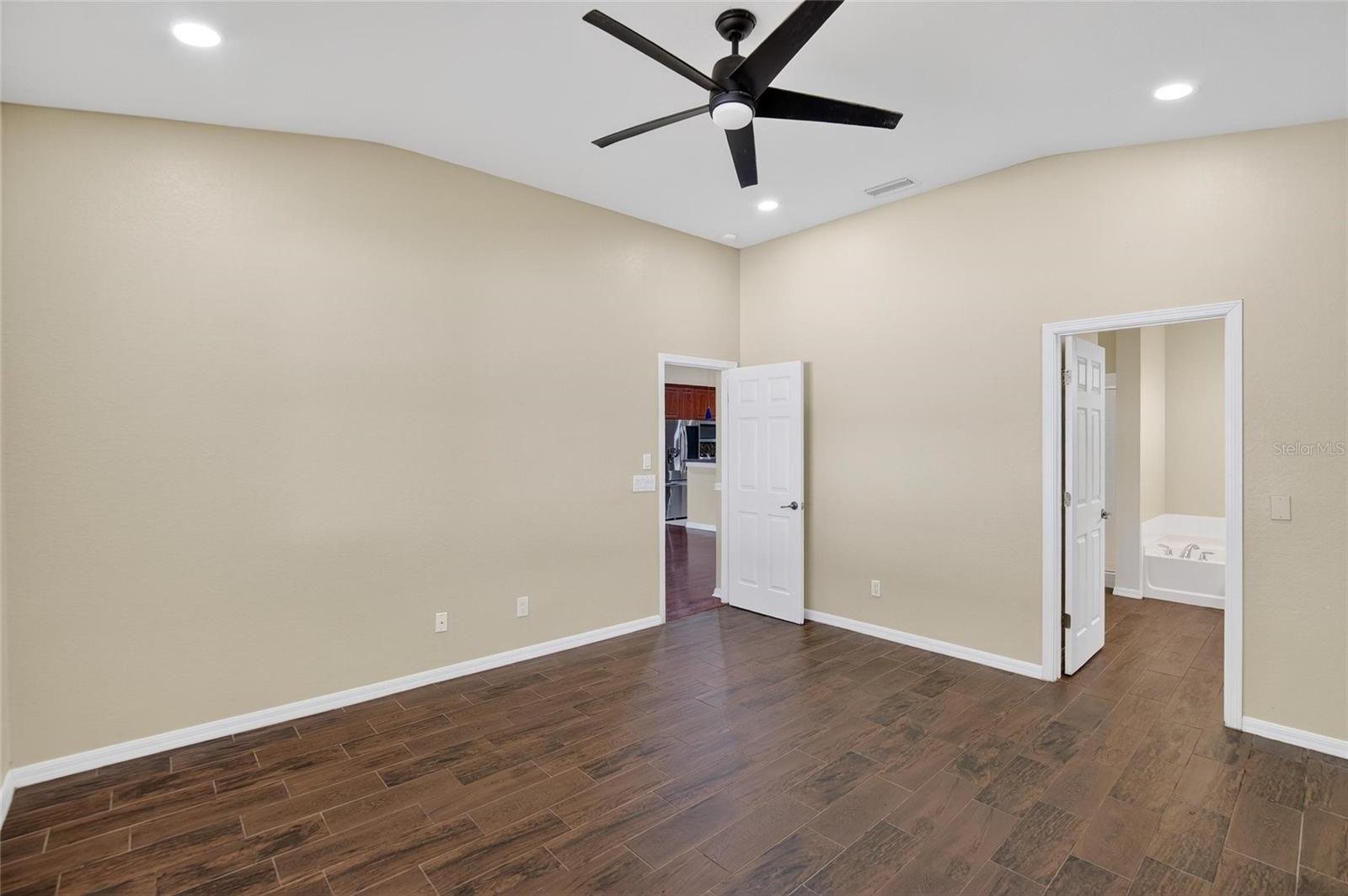 RIVERCREST PH 1B1 - Residential