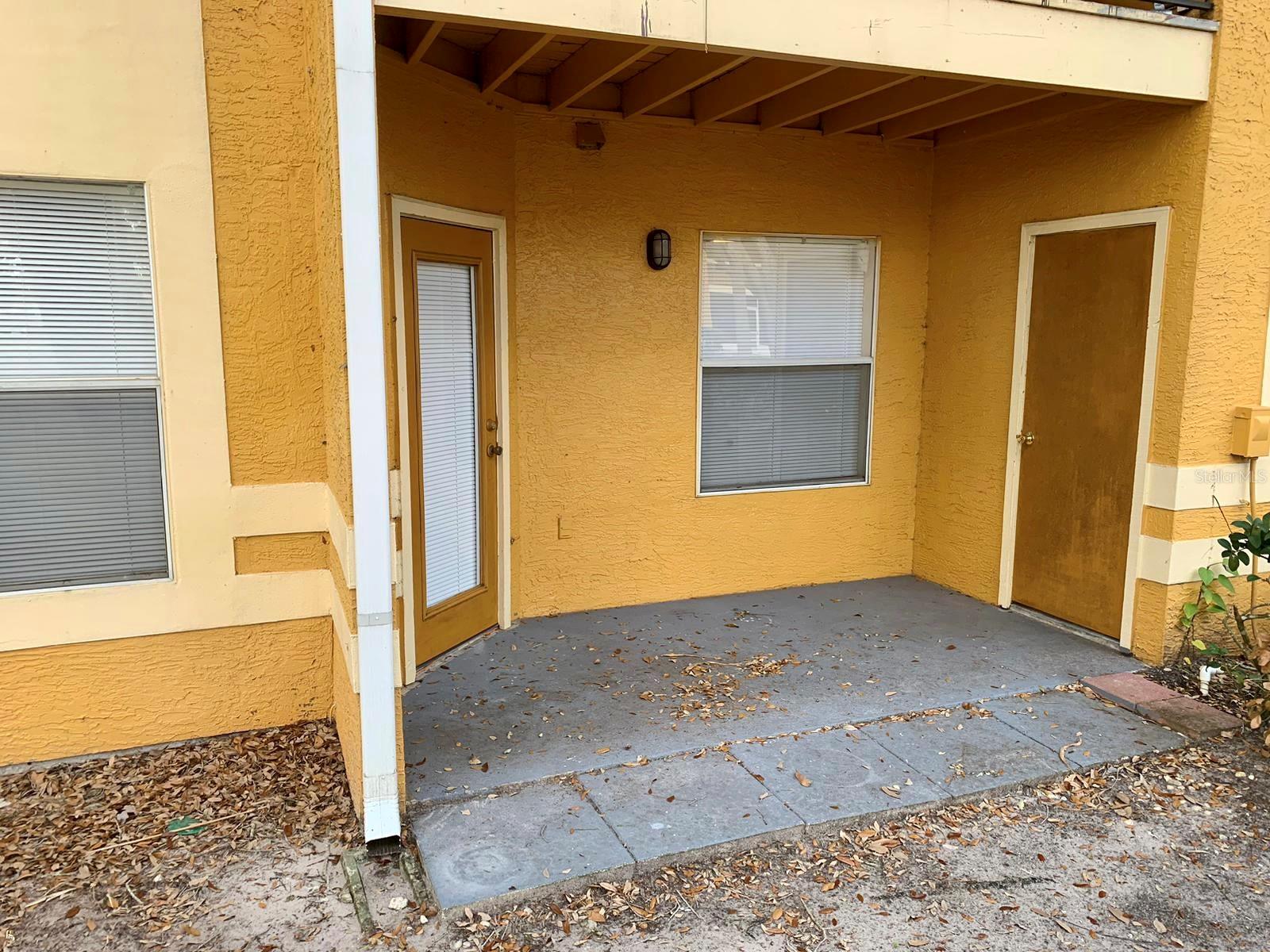IMAGES A CONDO - Residential Lease