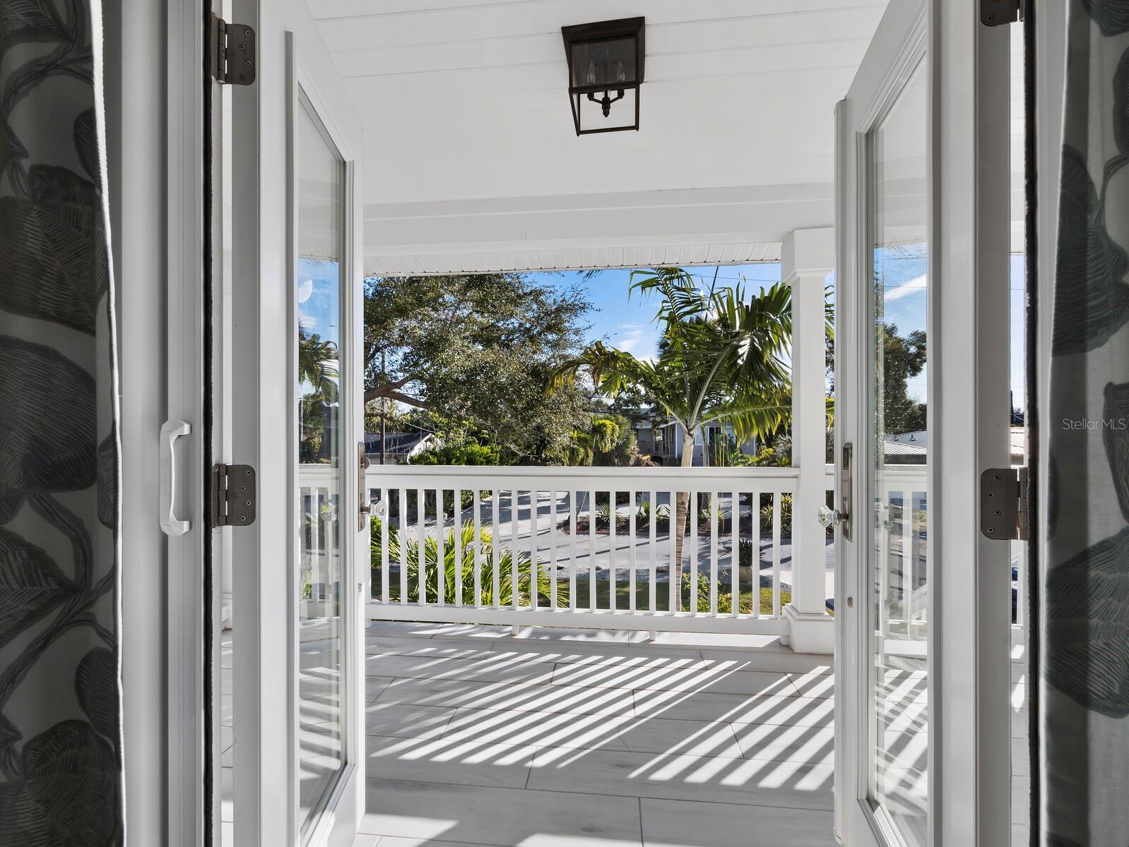 BAY ISLAND PARK - Residential