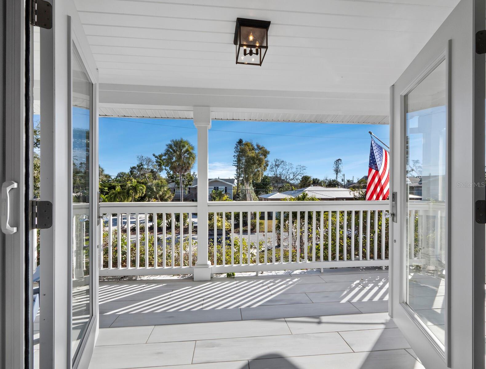 BAY ISLAND PARK - Residential