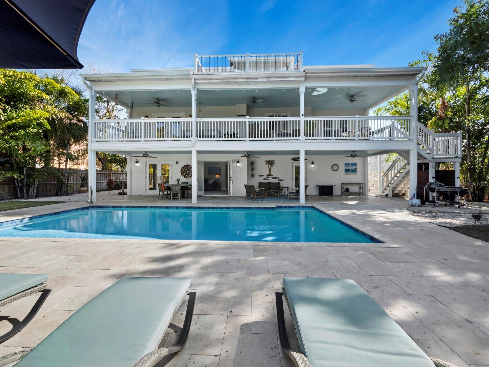 BAY ISLAND PARK - Residential