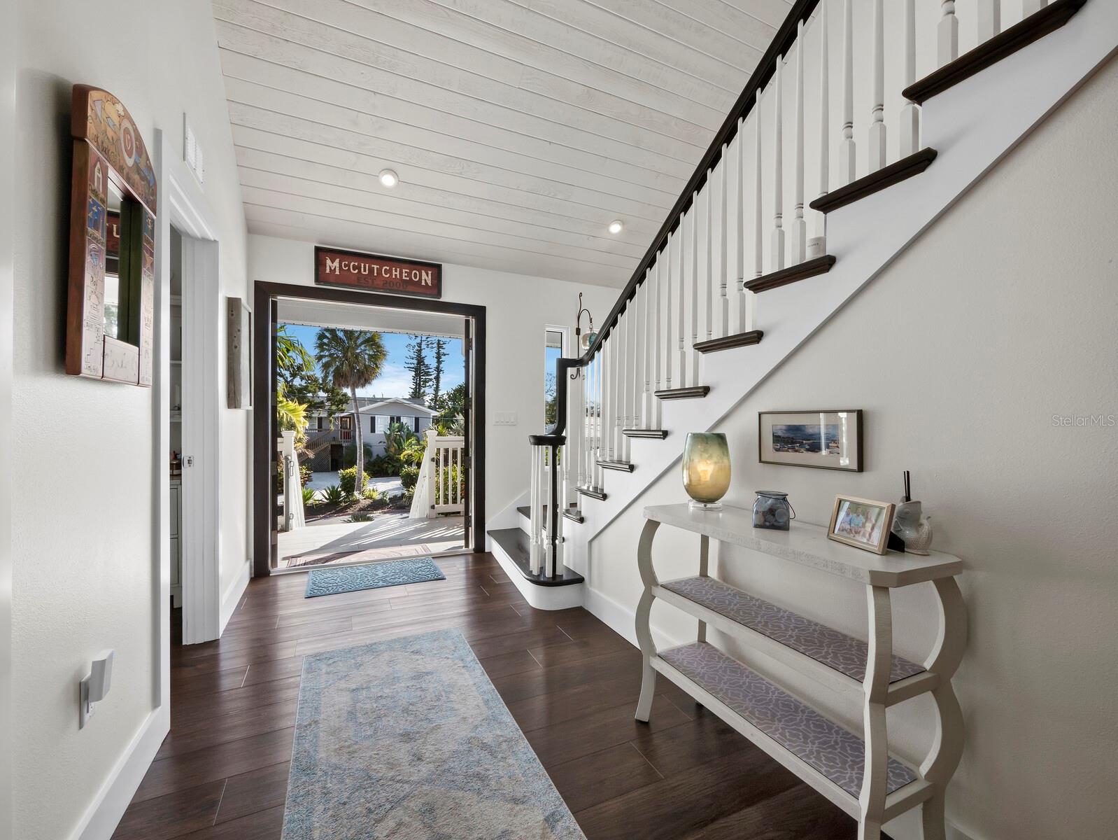 BAY ISLAND PARK - Residential