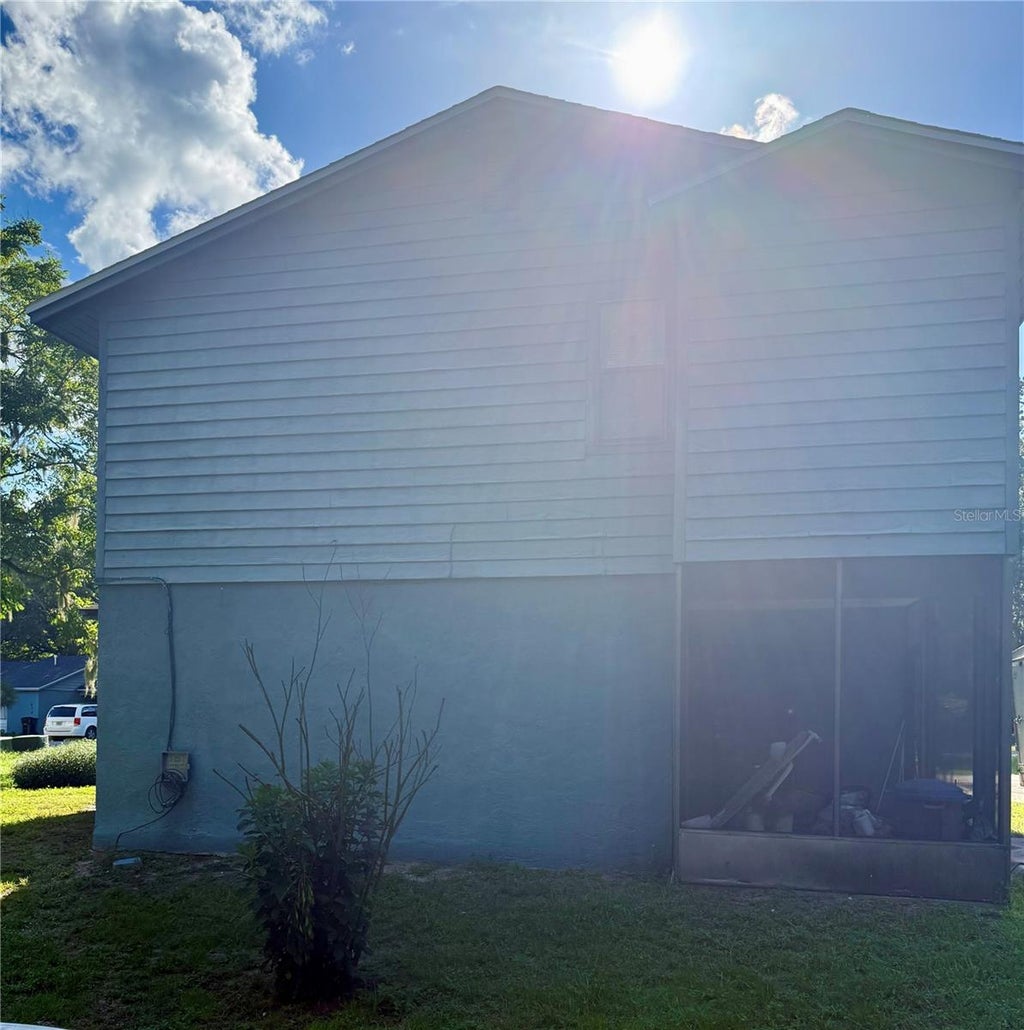 Photo of 753 SW 2nd Terrace, Gainesville, FL 32601 (MLS # GC542877)