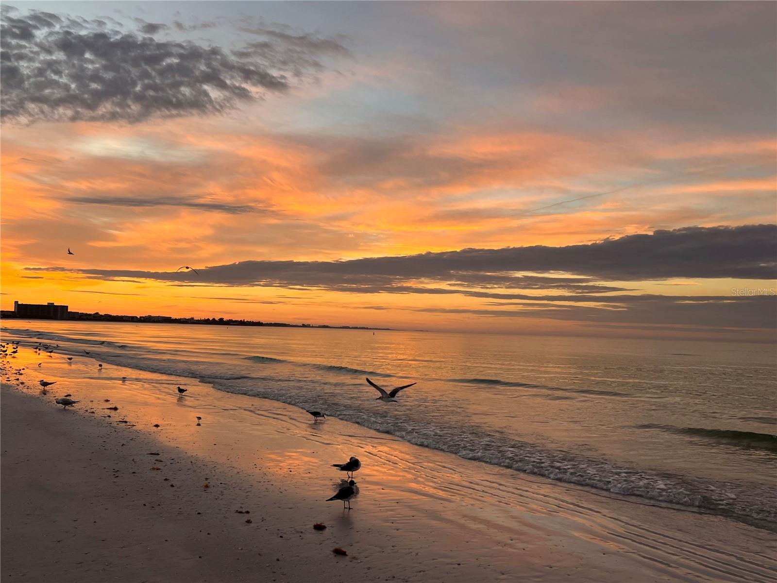 SIESTA ISLES UNIT 2 - Residential