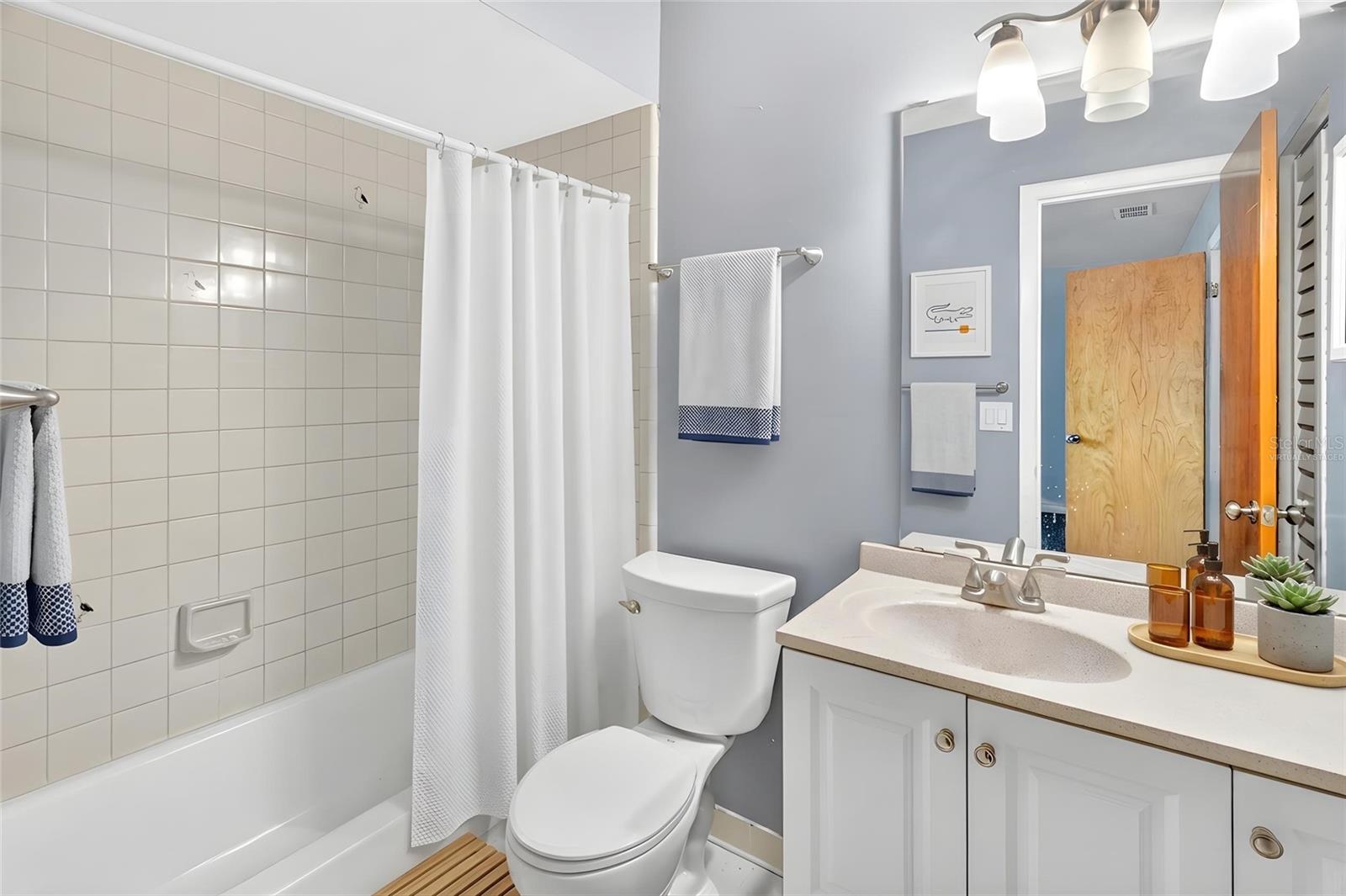 SERENOLA MANOR UNIT 3 NAPIER - Residential