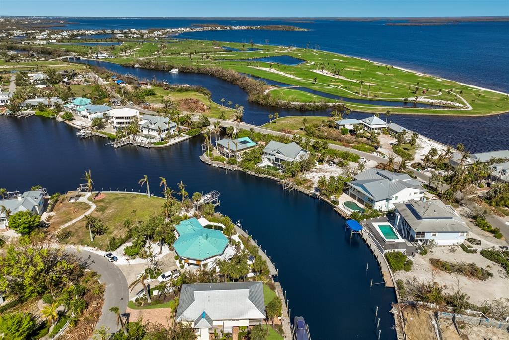 HARBOR DRIVE WATERWAYS - Residential