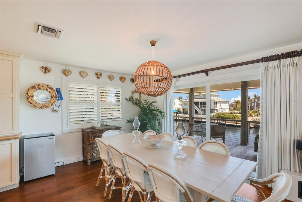 HARBOR DRIVE WATERWAYS - Residential