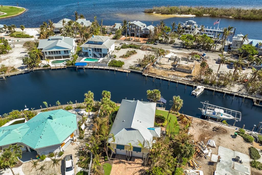 HARBOR DRIVE WATERWAYS - Residential