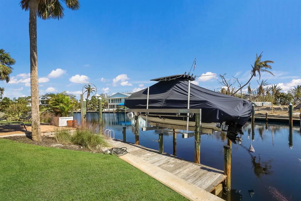 HARBOR DRIVE WATERWAYS - Residential