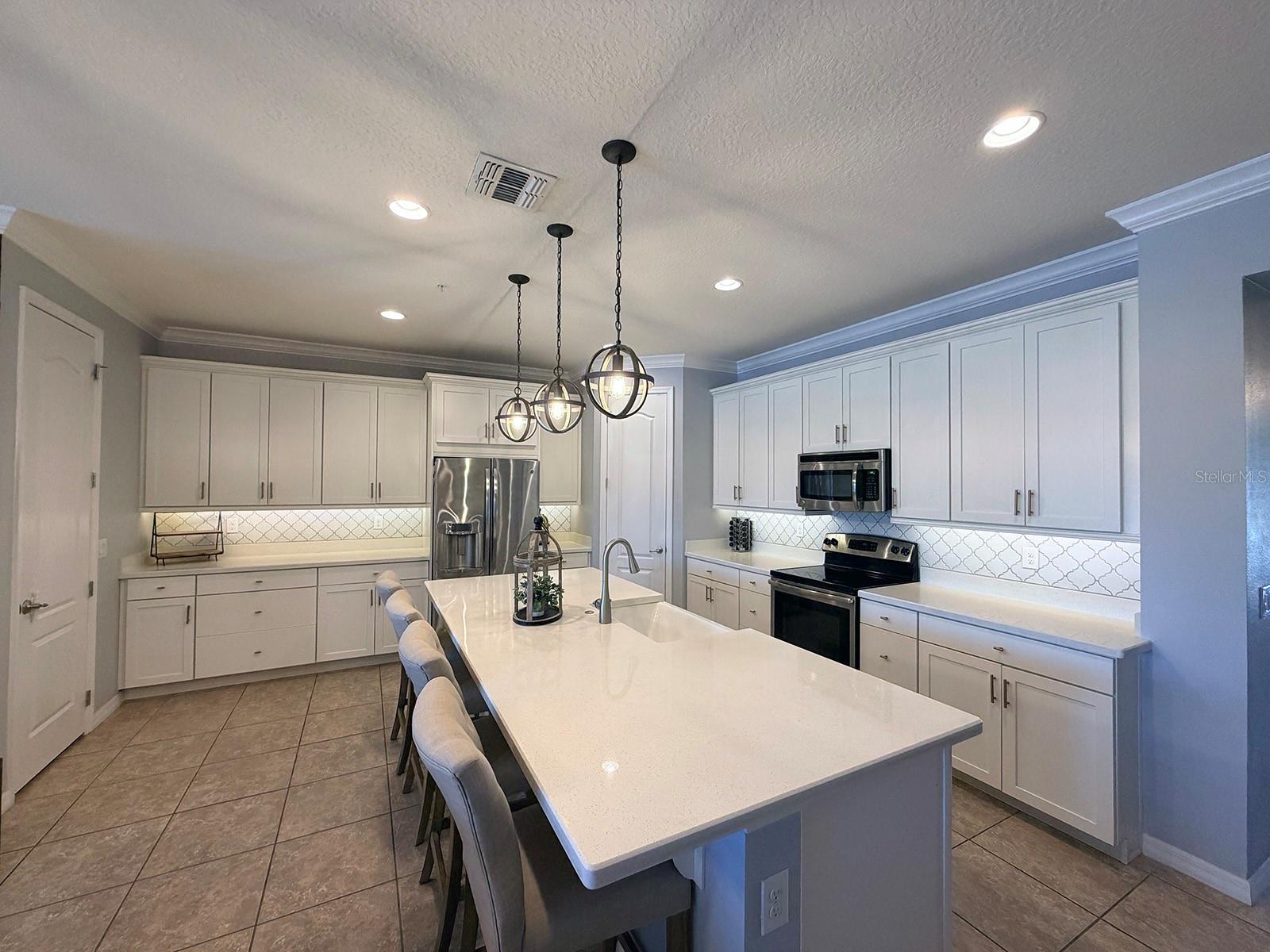 561 MERRY BROOK CIRCLE