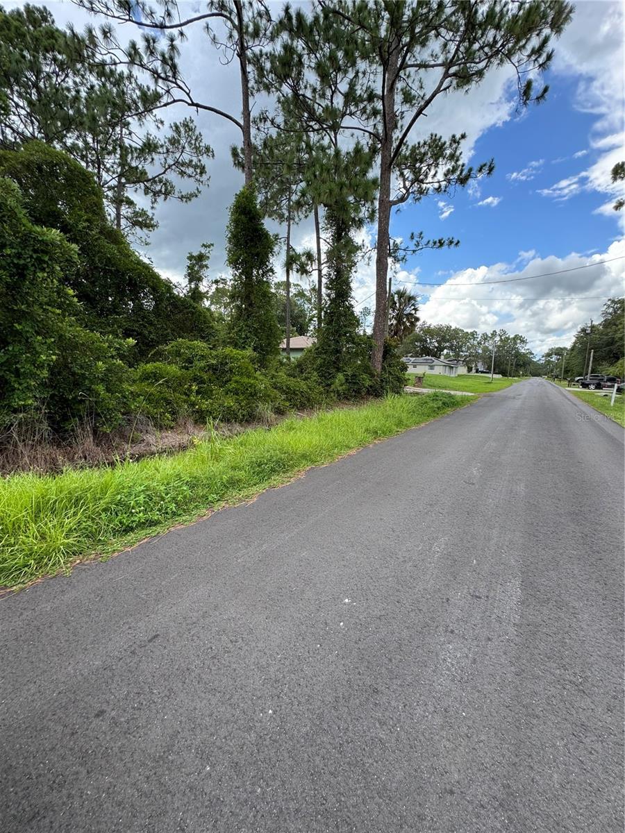 Prime Residential Lot in Daytona Park Estates – Build Your Dream Home! Seize this opportunity to own a .26-acre lot in the desirable Daytona Park Estates of DeLand! Nestled in an established neighborhood with newer homes, this quiet yet convenient location offers the best of both worlds—close to shopping, dining, and major roadways while maintaining a serene setting. Bring your own builder and create the perfect home on this spacious lot. Don’t miss out on this fantastic opportunity!