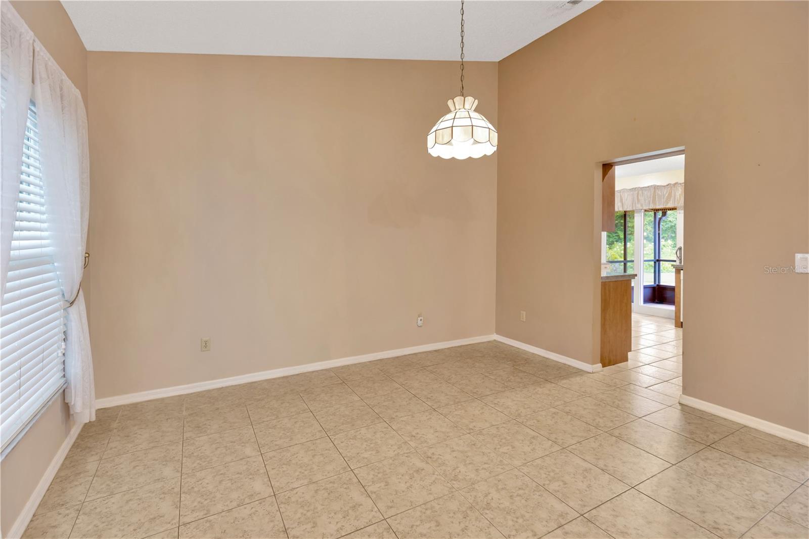 1604 COMFY COURT