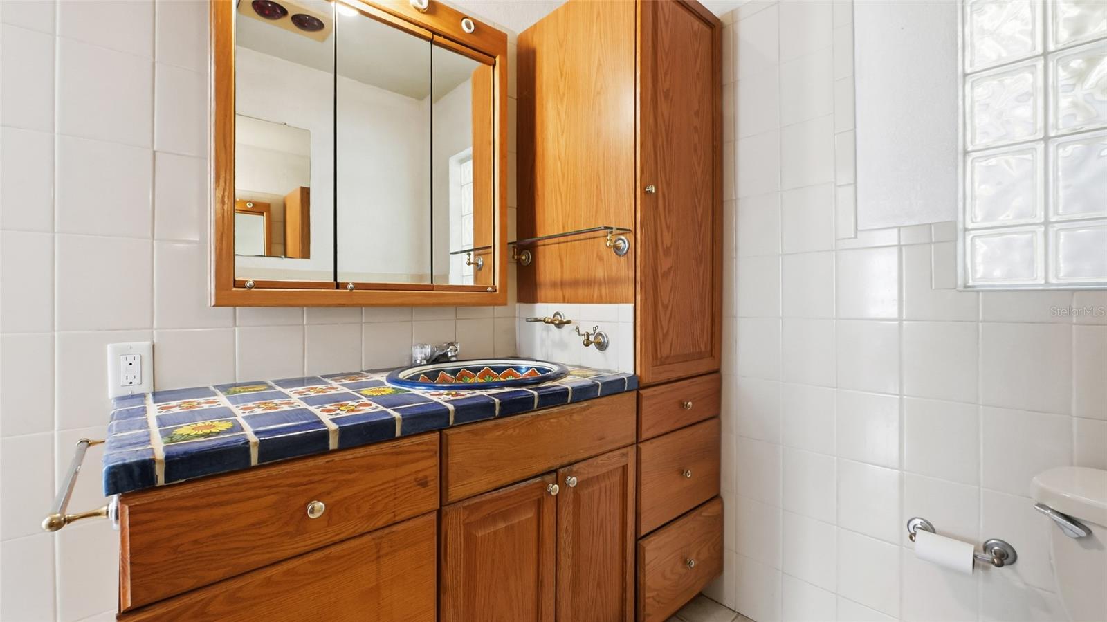 BAY VIEW PARK SEC P - Residential